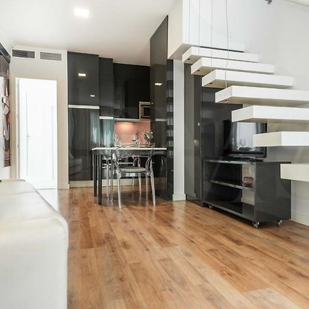 Apartamento Artistic Duplex With Terrace By Picasso Museum By Rems Málaga Exterior foto