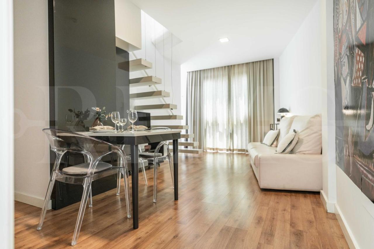 Apartamento Artistic Duplex With Terrace By Picasso Museum By Rems Málaga Exterior foto